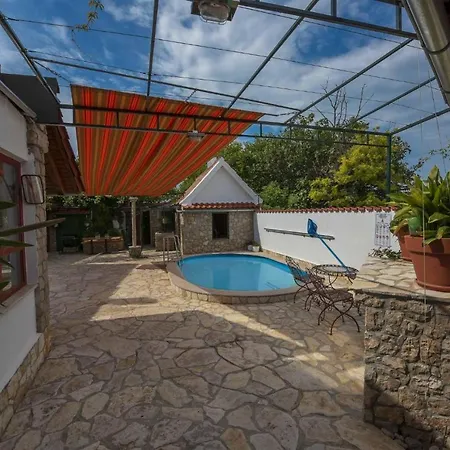 Villa Traditional Stone House Perkovic