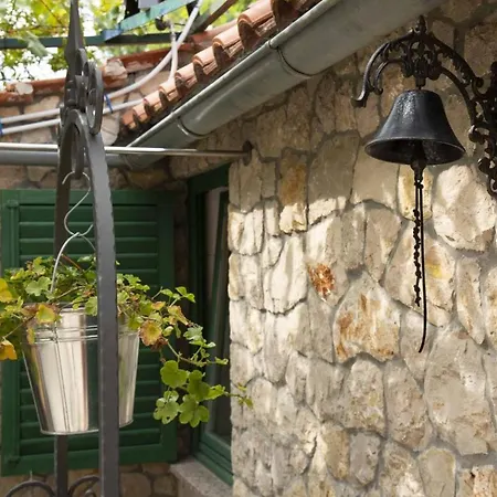 Traditional Stone House Perkovic Velika Cista (Sibenik-Knin)