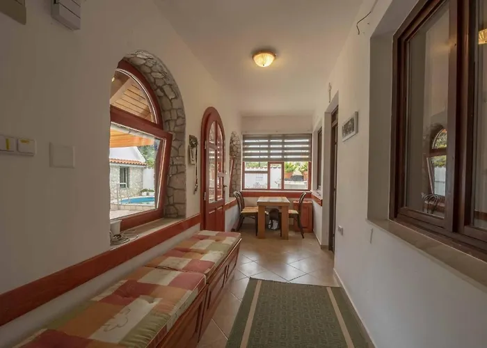 Traditional Stone House Perkovic Velika Cista (Sibenik-Knin)