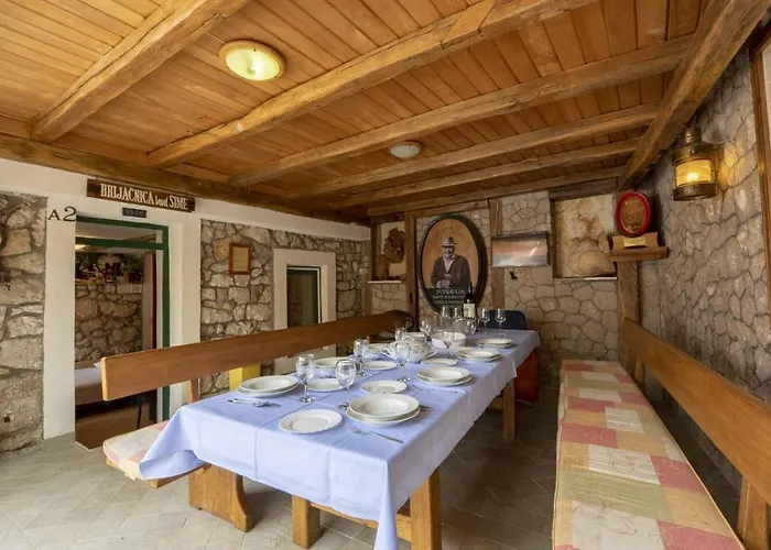 Traditional Stone House Perkovic * Velika Cista (Sibenik-Knin)